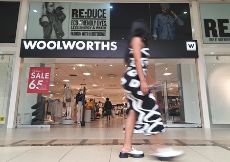 Average CEO in retail/wholesale earns 597 times as much as the lowest-paid worker
