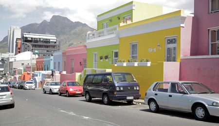 Crane delays: Bo-Kaap residents cheer as developer's crane barred from area temporarily