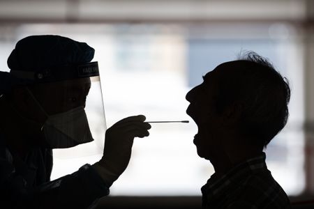 People exposed to virus but without symptoms should be tested, if feasible -WHO