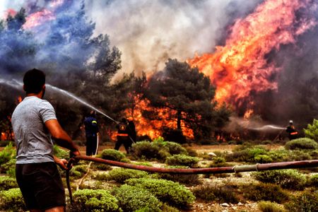 Blame game blows up over deadly Greek wildfires
