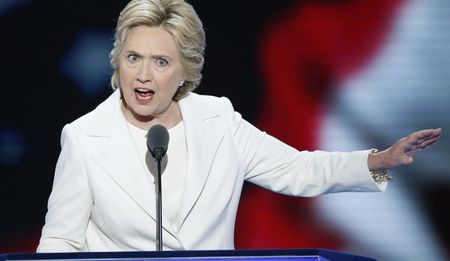 Bill and Hillary Clinton to Start 13-City Paid Speaking Tour After Midterms