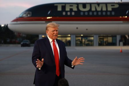 Trump says he'll appeal DC trial date, but legal experts say that's not possible